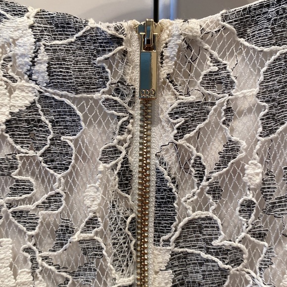 Dress - Picture 4 of 6